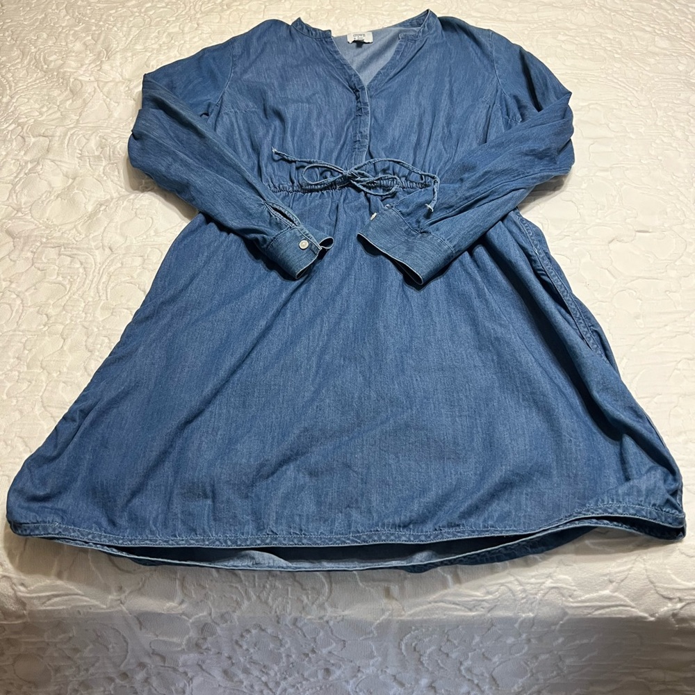 Denim dress in like new condition